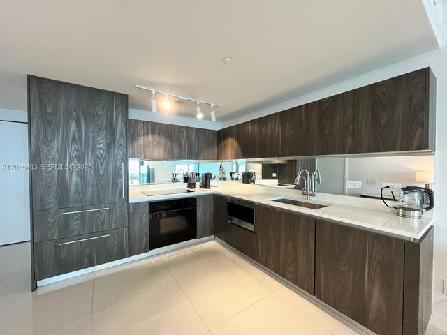 3131 NE 7th Avenue 3003, Miami, FL 33137