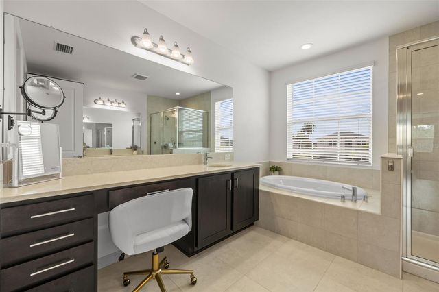 3541 GREAT BANYAN WAY, Wesley Chapel, FL 33543