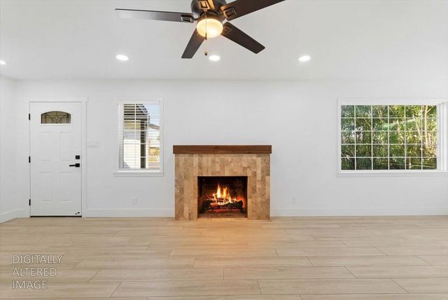 1412 Frances Dr, Roseville, CA 95661