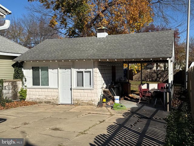 107 W BROAD ST, Bridgeton, NJ 08302