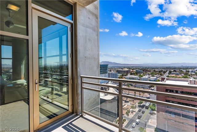 353 East Bonneville Avenue 1305, Las Vegas, NV 89101
