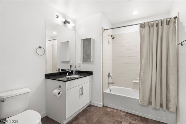 353 East Bonneville Avenue 1305, Las Vegas, NV 89101