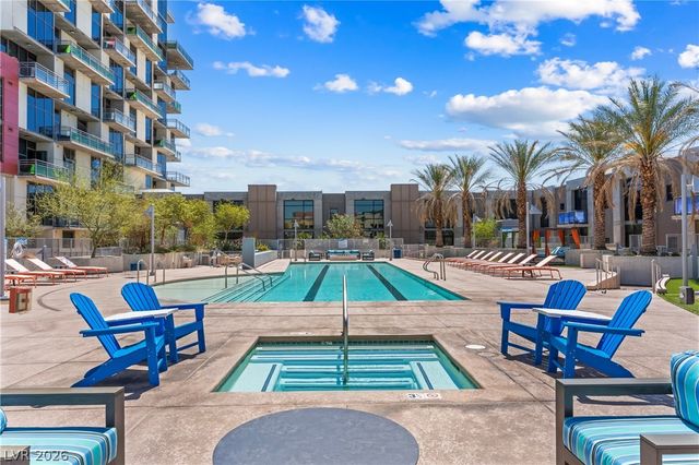353 East Bonneville Avenue 1305, Las Vegas, NV 89101