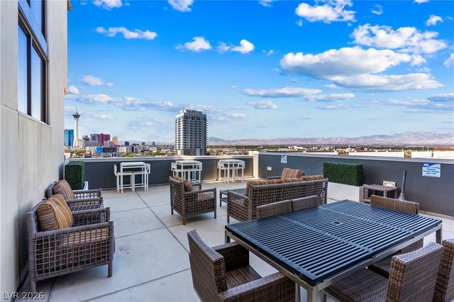 353 East Bonneville Avenue 1305, Las Vegas, NV 89101