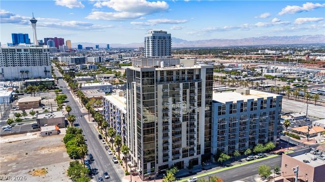 353 East Bonneville Avenue 1305, Las Vegas, NV 89101