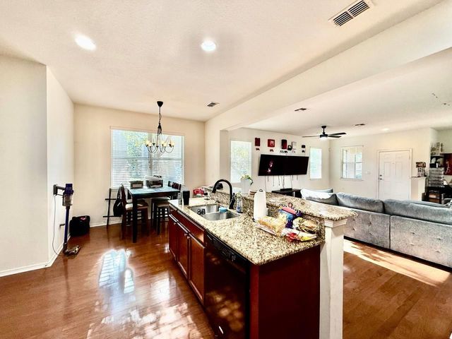 9044 ASPEN HOLLOW PLACE 9044, Riverview, FL 33578