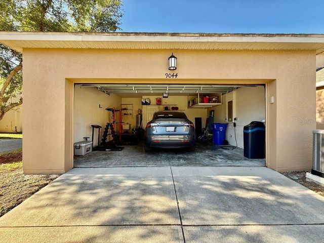 9044 ASPEN HOLLOW PLACE 9044, Riverview, FL 33578