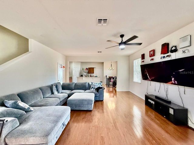 9044 ASPEN HOLLOW PLACE 9044, Riverview, FL 33578