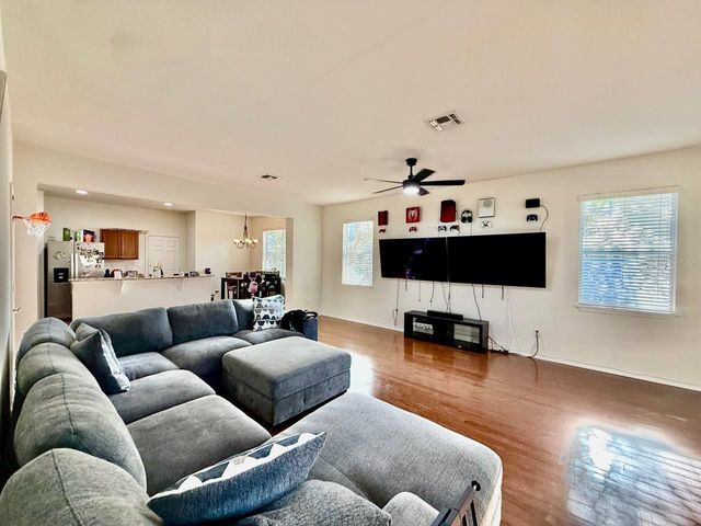 9044 ASPEN HOLLOW PLACE 9044, Riverview, FL 33578