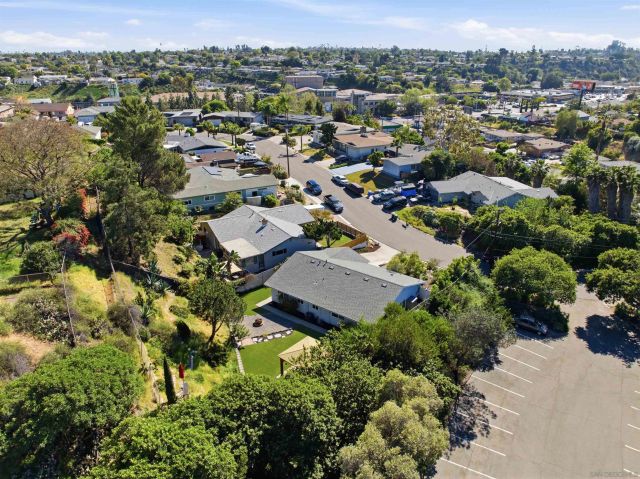 6650 Vigo Dr, La Mesa, CA 91942