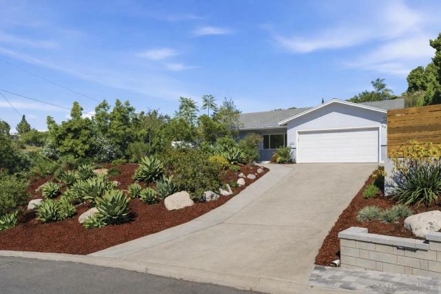 6650 Vigo Dr, La Mesa, CA 91942