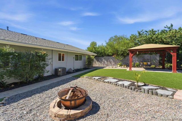 6650 Vigo Dr, La Mesa, CA 91942