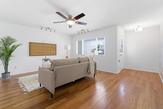 6650 Vigo Dr, La Mesa, CA 91942