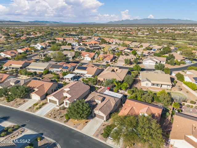 2227 E Apache Springs Lane, Green Valley, AZ 85614