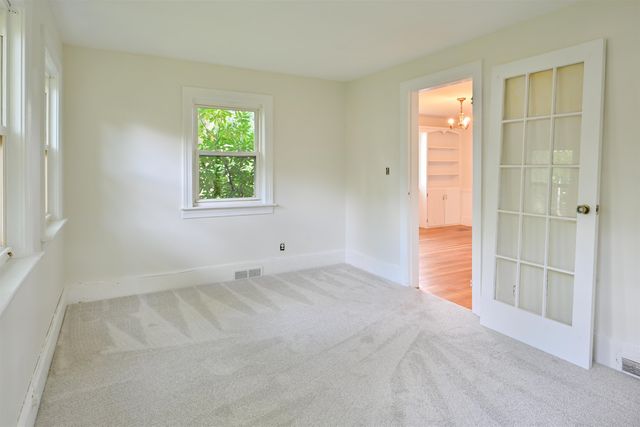 255 North Street, Manchester, NH 03104