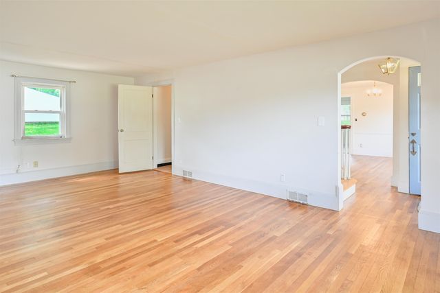 255 North Street, Manchester, NH 03104