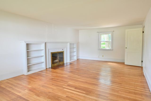 255 North Street, Manchester, NH 03104
