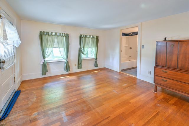 255 North Street, Manchester, NH 03104
