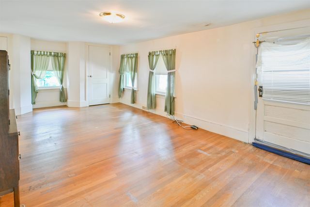 255 North Street, Manchester, NH 03104