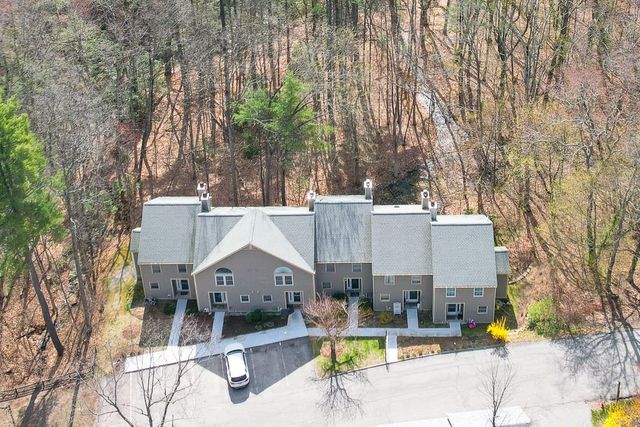 9 Village Falls Way, Merrimack, NH 03054