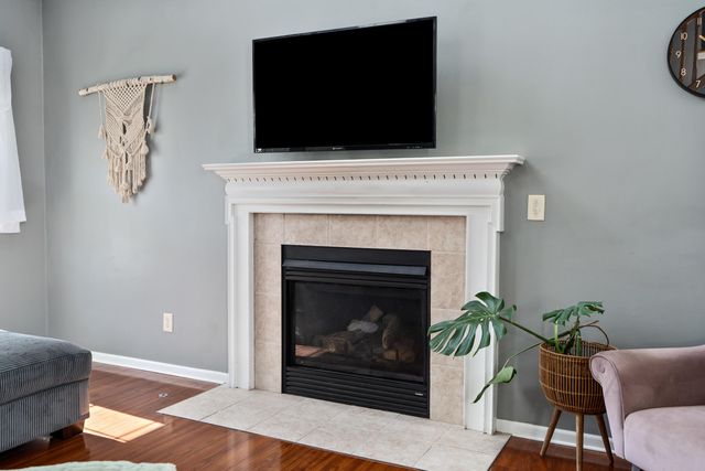 2552 Crestview Woods Drive, Newark, OH 43055