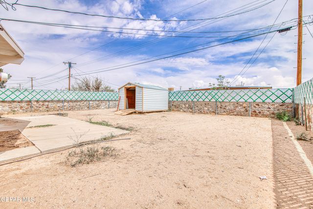 8818 MOUNT ELBERT Drive, El Paso, TX 79904
