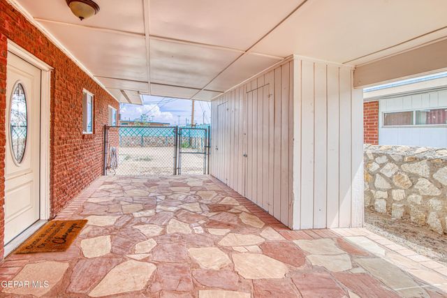 8818 MOUNT ELBERT Drive, El Paso, TX 79904