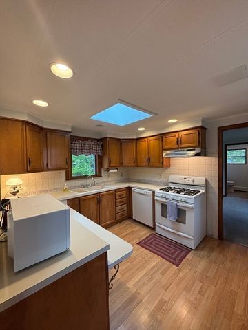 1 Sycamore Drive, Kingston, MA 02364