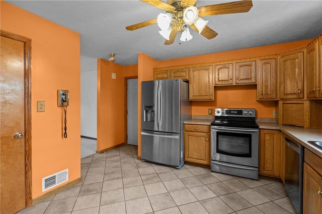 223 Balsinger Rd, German Twp, PA 15401