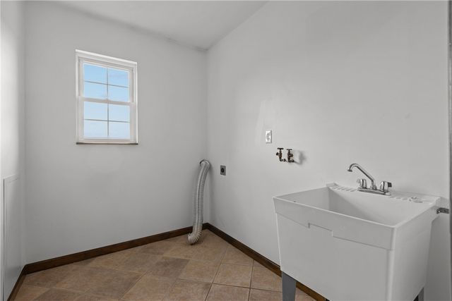 223 Balsinger Rd, German Twp, PA 15401