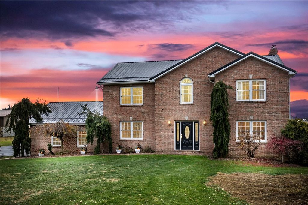 223 Balsinger Rd, German Twp, PA 15401