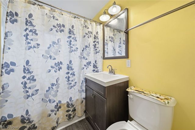 13442 Havendale Drive, Brook Park, OH 44142