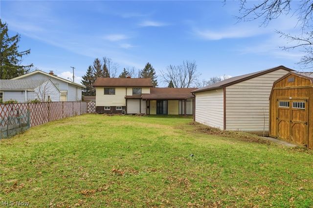 13442 Havendale Drive, Brook Park, OH 44142
