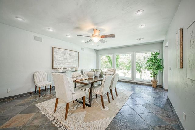 2530 W Dovewood Lane, Fresno, CA 93711