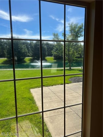 611 Pond View Circle NW, Strasburg, OH 44680