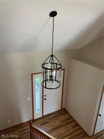 611 Pond View Circle NW, Strasburg, OH 44680