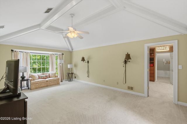 2710 Avenue Of The Woods, Louisville, KY 40241