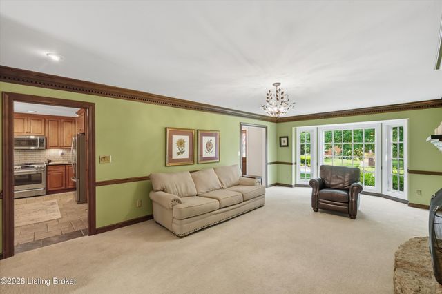 2710 Avenue Of The Woods, Louisville, KY 40241
