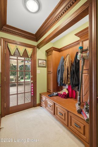 2710 Avenue Of The Woods, Louisville, KY 40241