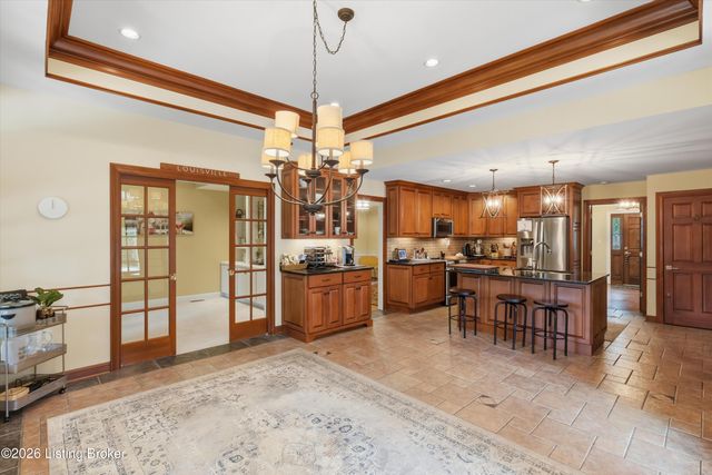 2710 Avenue Of The Woods, Louisville, KY 40241