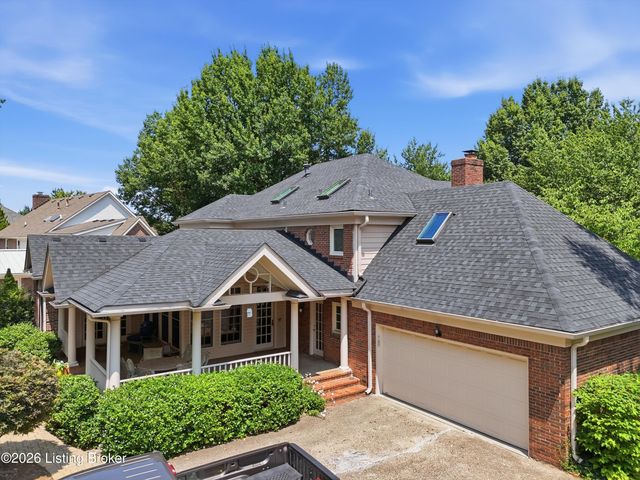 2710 Avenue Of The Woods, Louisville, KY 40241