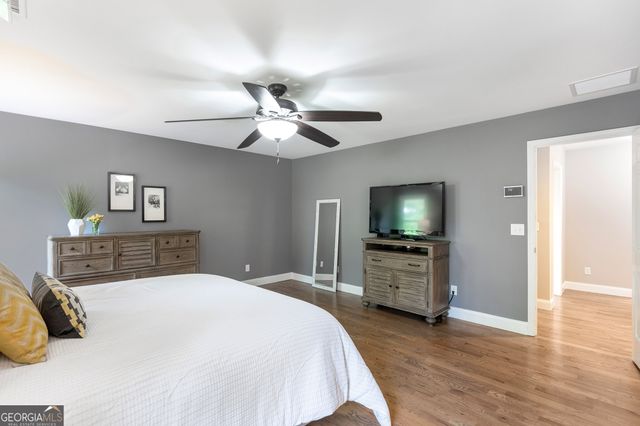 280 Sweet Briar Court, Alpharetta, GA 30004