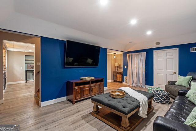 280 Sweet Briar Court, Alpharetta, GA 30004