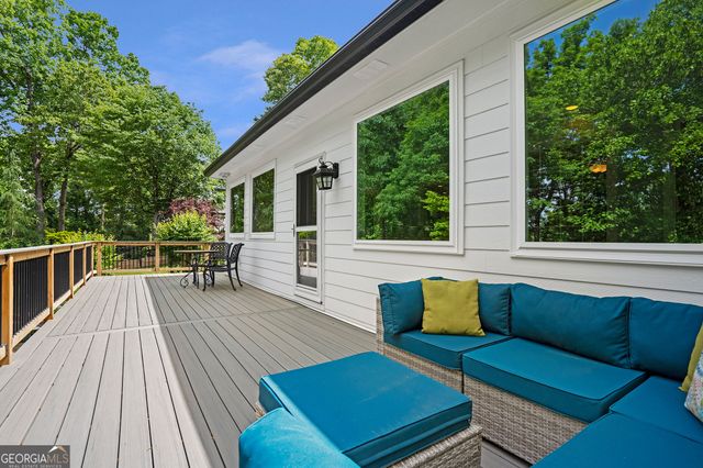 280 Sweet Briar Court, Alpharetta, GA 30004