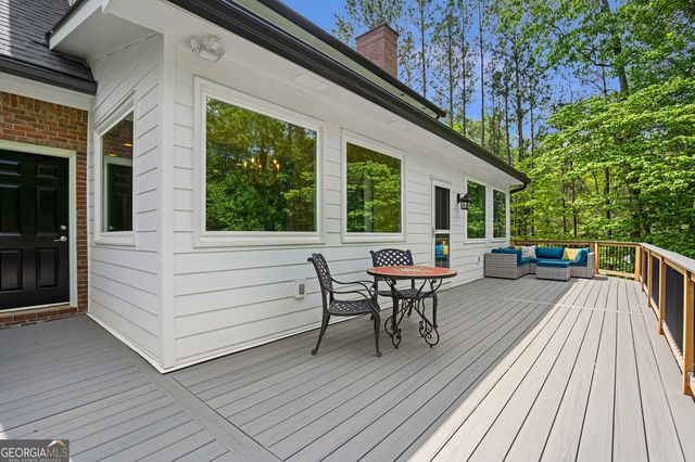 280 Sweet Briar Court, Alpharetta, GA 30004