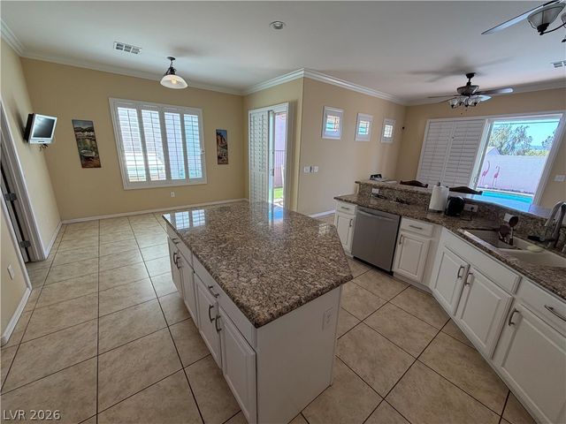 2127 Clearwater Lake Drive, Henderson, NV 89044