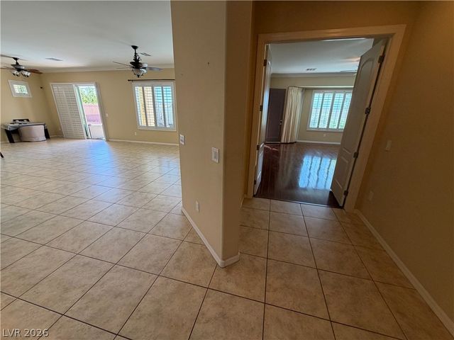 2127 Clearwater Lake Drive, Henderson, NV 89044