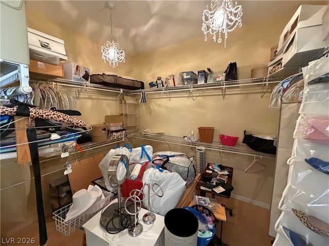 2127 Clearwater Lake Drive, Henderson, NV 89044
