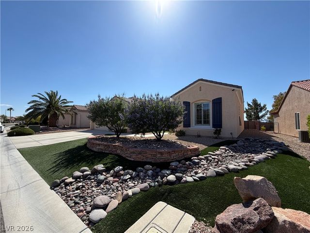 2127 Clearwater Lake Drive, Henderson, NV 89044