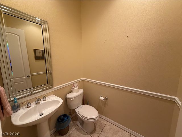 2127 Clearwater Lake Drive, Henderson, NV 89044